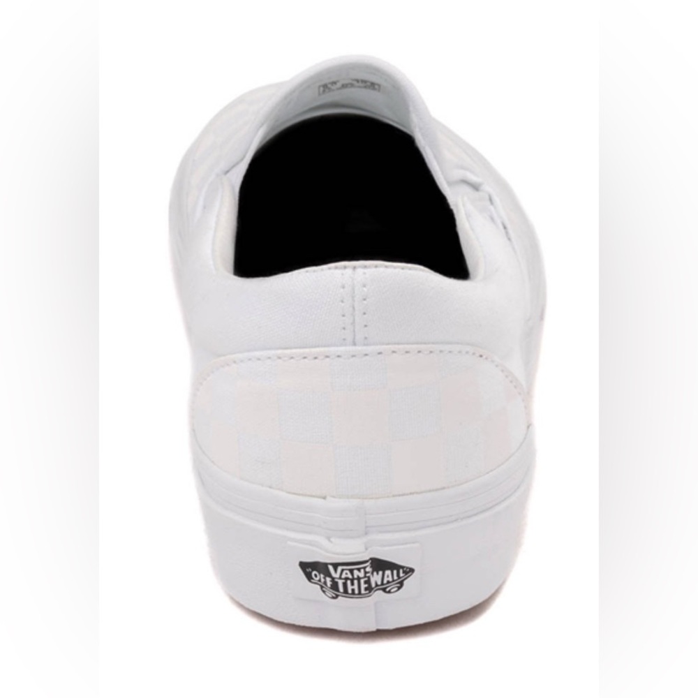 NIB Vans All-White Checkerboard Classic Slip-On Skate Shoe - Picture 5 of 6